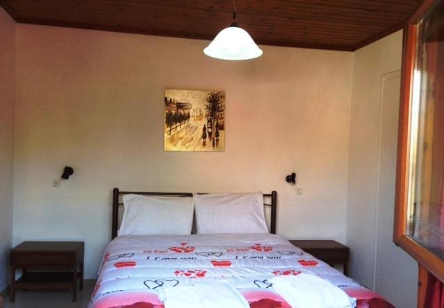 Amalia Cottages อากิออส กอร์ดิออส ภายนอก รูปภาพ